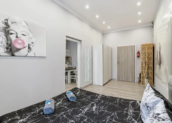 70s بيت شباب *