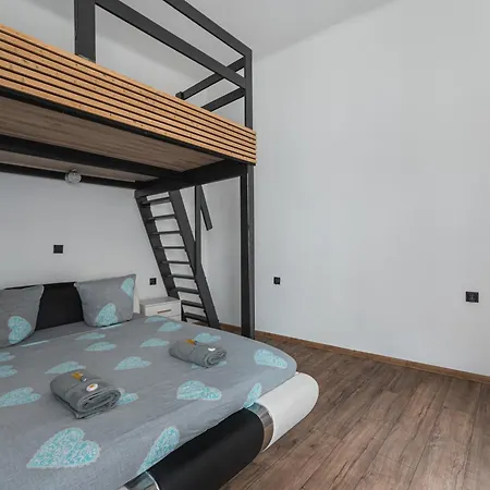 Albergue 70s *